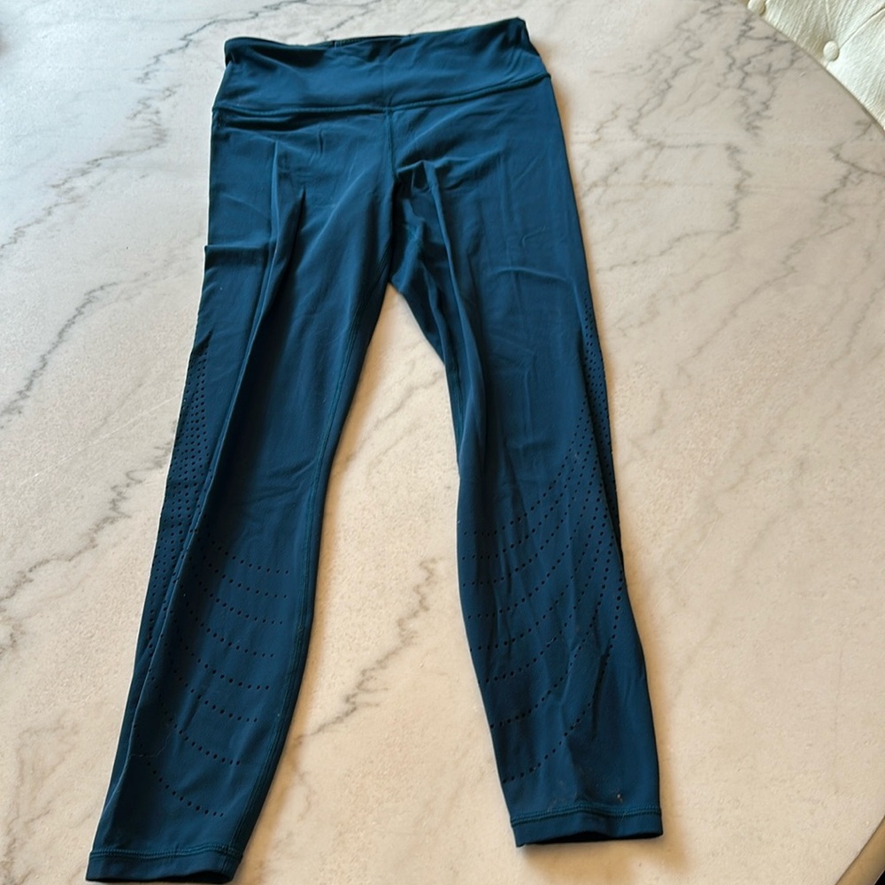 Athleta Elation Laser Cut 7/8 Tight Small Teal